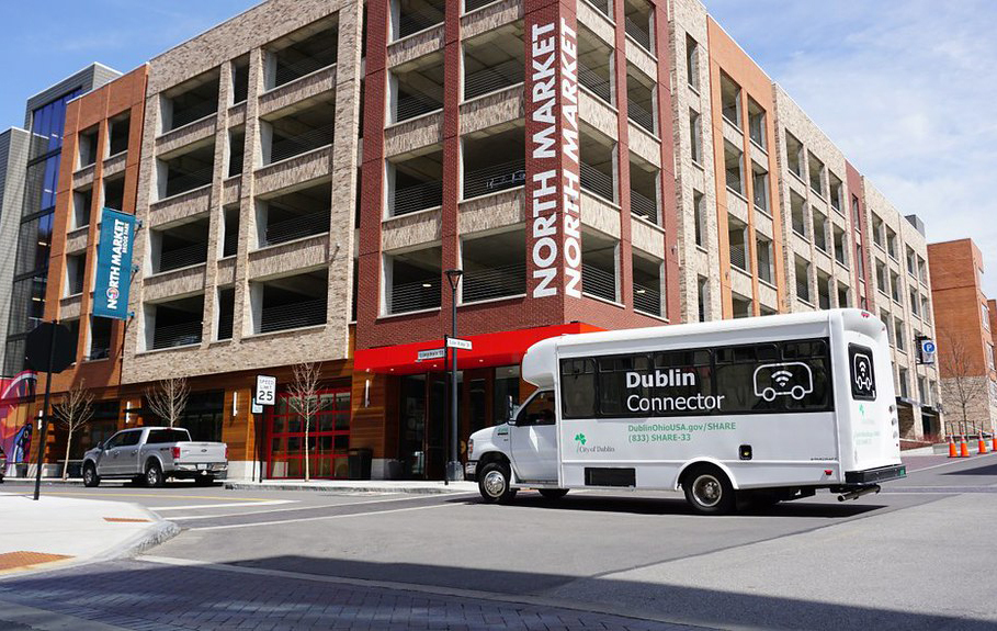 Dublin Connector transit vehicle in service in Dublin, Ohio
